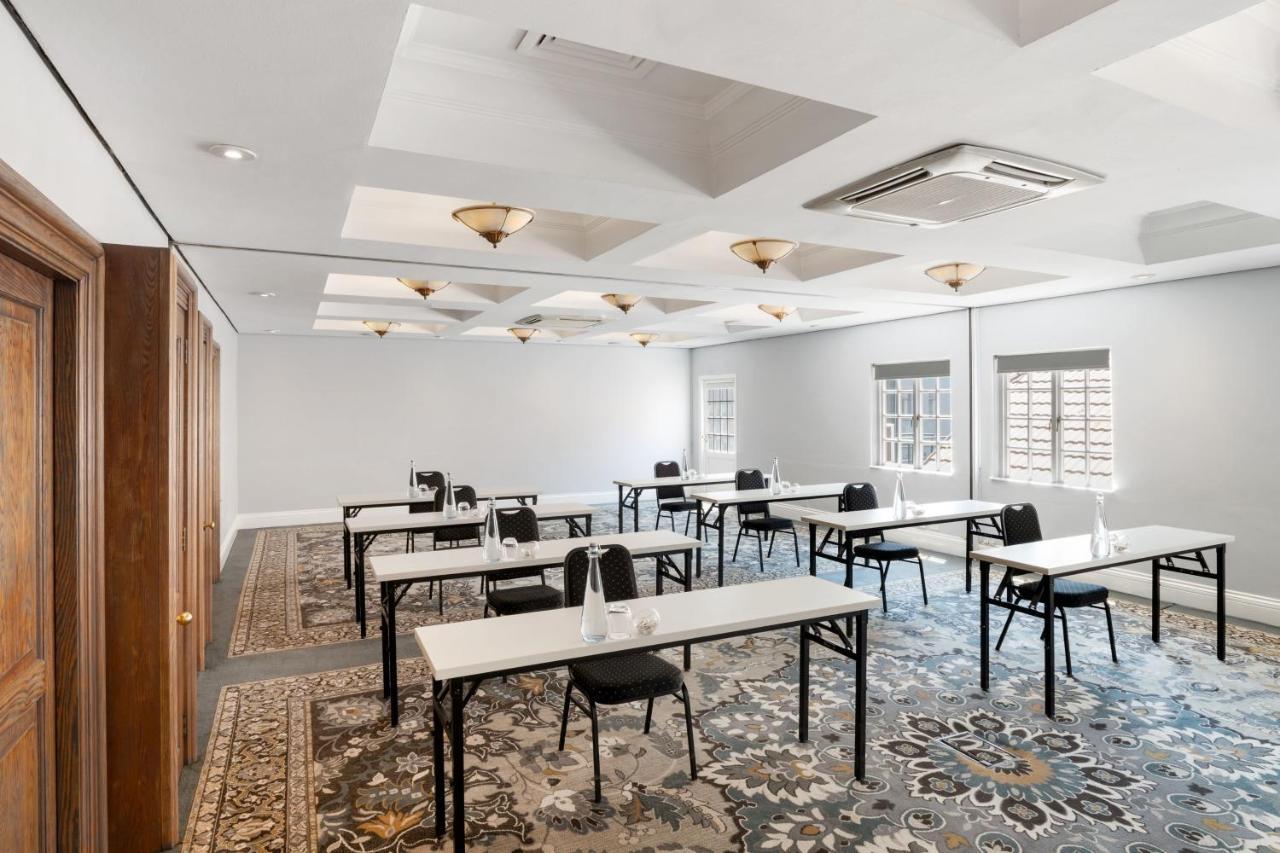 Protea Hotel By Marriott Johannesburg Balalaika Sandton Luaran gambar