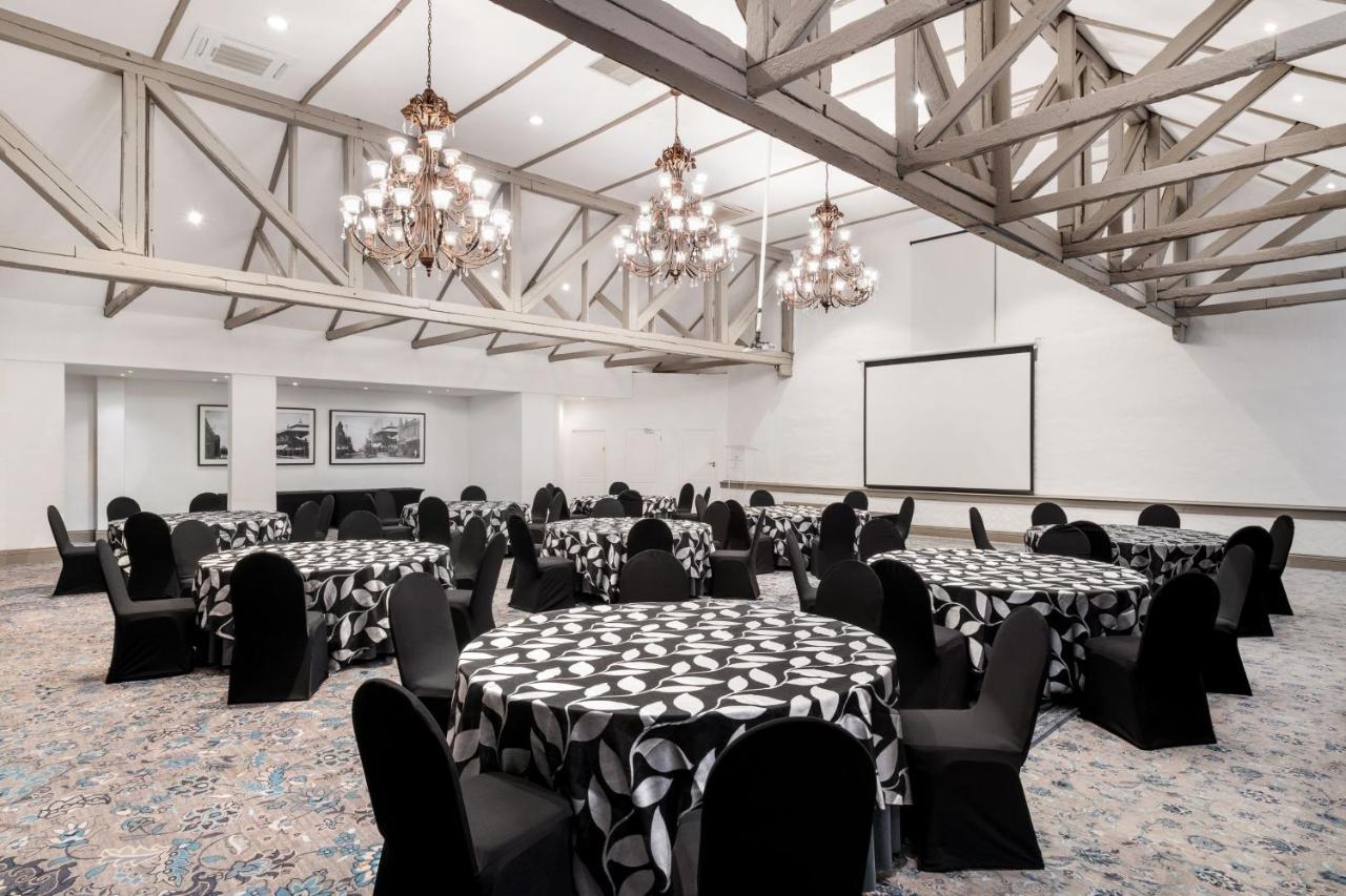Protea Hotel By Marriott Johannesburg Balalaika Sandton Luaran gambar